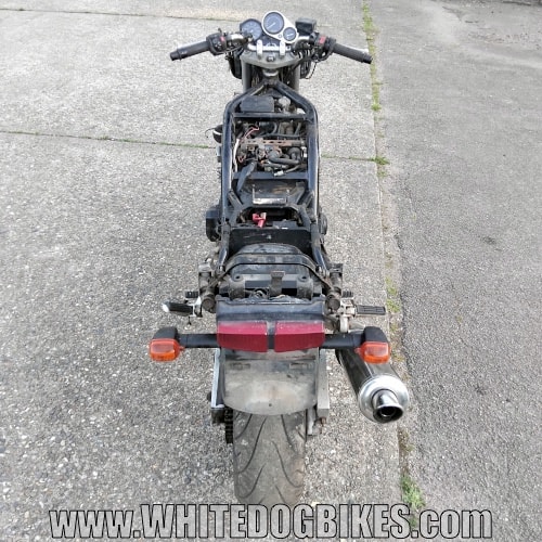 Yamaha Fazer 600 back view