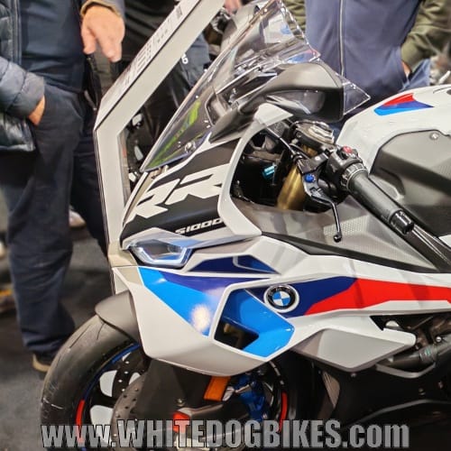 BMW S1000RR aerofoil