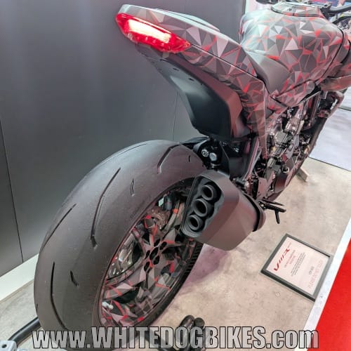 Honda V3R tail and rear wheel