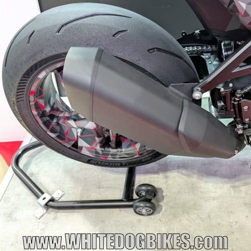 Honda V3R exhaust can