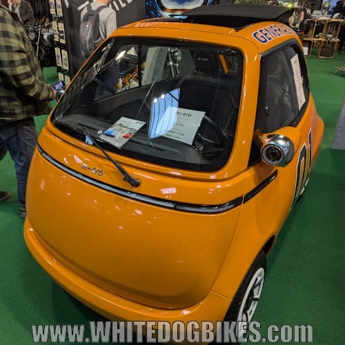 Bubble car in orange