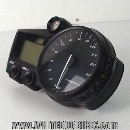 R1 5PW clocks