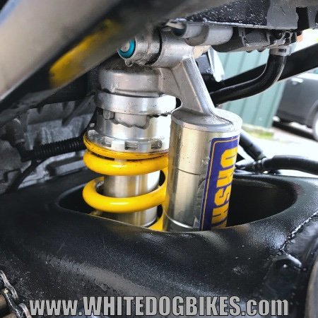 Yamaha R1 shock absorber