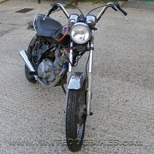 Yamaha SR250 front view