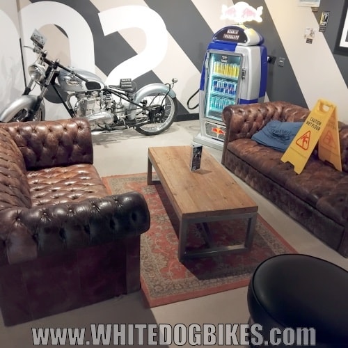 The brown, leather sofas and the American Diner look of the cafe