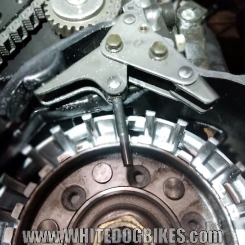 Damaged clutch basket