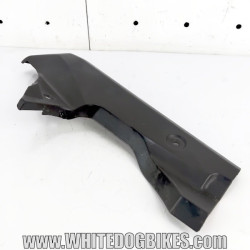 OEM Yamaha FZS600 Fazer left front fairing infill panel in black