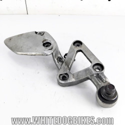 OEM Yamaha FZS600 Fazer used right front peg hanger in silver