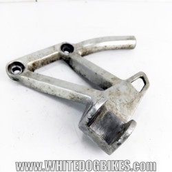 OEM Yamaha FZS600 Fazer used left pillion peg hanger in silver