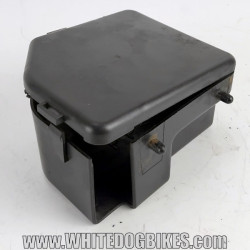 Genuine Yamaha FZS600 Fazer used electrical junction box removed from bike