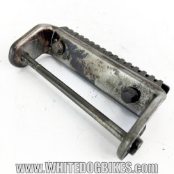 OEM Yamaha FZS600 Fazer used rear fuel tank mounting bracket removed fro the bike