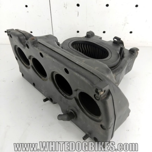 OEM Yamaha FZS600 Fazer used airbox body with K and N air filter with light marks from use