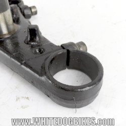 Yamaha FZS600 Fazer Lower Fork Clamp | Quality Used Motorcycle Part