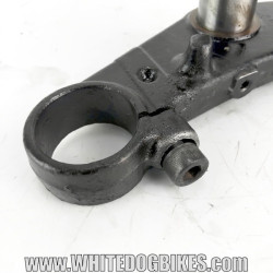 Yamaha FZS600 Fazer Lower Fork Clamp | Quality Used Motorcycle Part