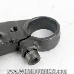 Yamaha FZS600 Fazer Lower Fork Clamp | Quality Used Motorcycle Part