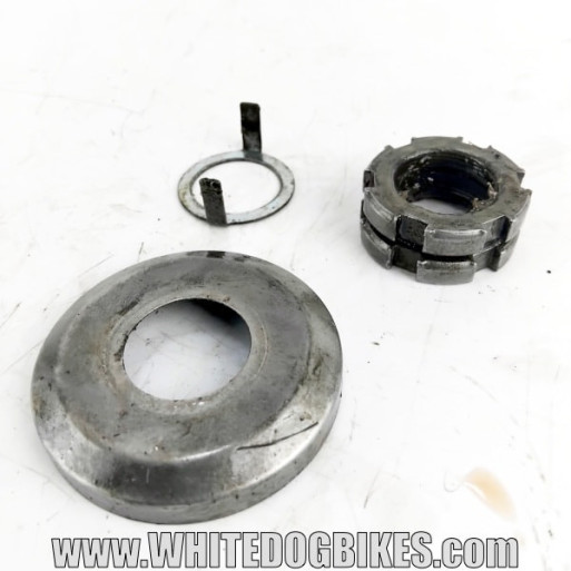 OEM Yamaha FZS600 Fazer used bottom fork yoke clamp nut with the C bolts and special washer