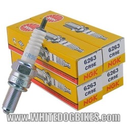 95-98 Kawasaki ZX6R F Ninja Spark Plugs - 4 x NGK CR9E