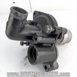 OEM Yamaha FZS600 Fazer used black metal water pump with marks and wear from use