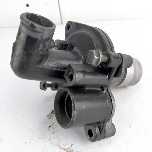OEM Yamaha FZS600 Fazer used black metal water pump with marks and wear from use