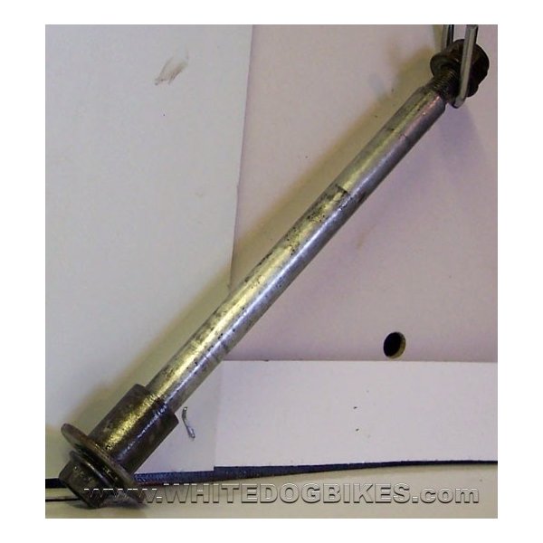1998 Suzuki GS500E-W Front Wheel Spindle