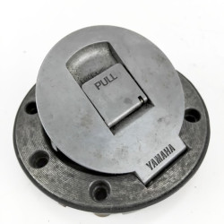 Yamaha FZS600 Fazer Filler Flap and Seat Lock | Quality Used Motorcycle Part