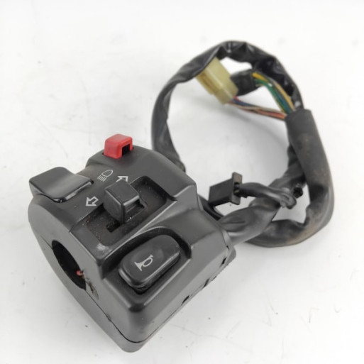 OEM Yamaha FZS600 Fazer used left switchgear controls with indicator, light, horn and passing switch