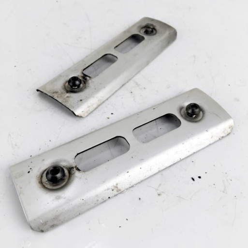 OEM Yamaha FZS600 Fazer used chrome radiator side covers