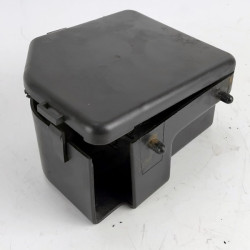 Genuine Yamaha FZS600 Fazer used electrical junction box removed from bike
