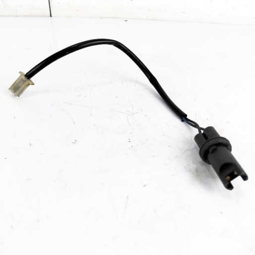 Genuine Yamaha FZS600 Fazer tested and working side light bulb holder