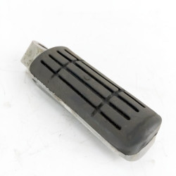 Yamaha FZS 600 Fazer Right Back Peg | Quality Used Motorcycle Part