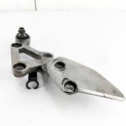 Yamaha FZS 600 Fazer Right Front Peg Hanger | Quality Used Motorcycle Part