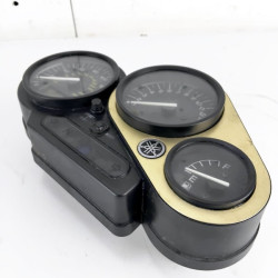 Genuine working Yamaha FZS600 Fazer clocks with 77,000 miles
