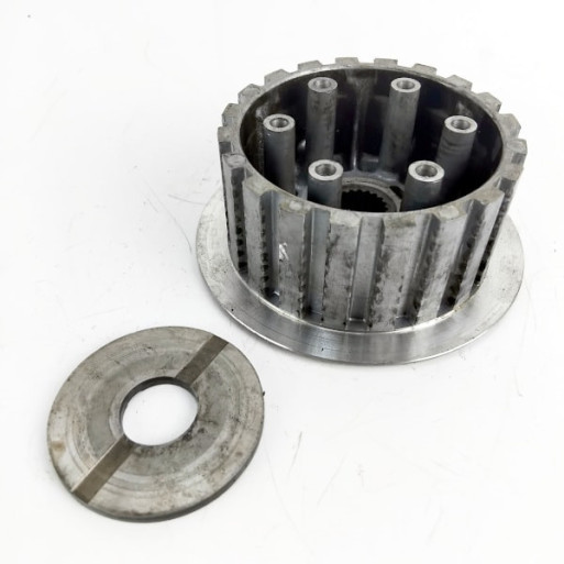 OEM Yamaha FZS600 Fazer used clutch basket