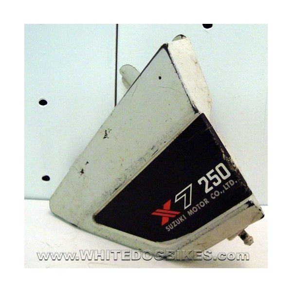 Suzuki X7 250cc Right Hand Side Panel