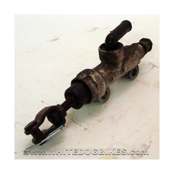 1993 Kawasaki ZZR600 D Rear Brake Master Cylinder