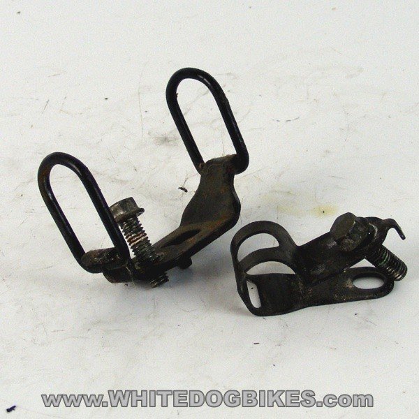 2002 Yamaha YZF-R1 5PW Rear Brake Hose Guides / Clamps 2002 Yamaha YZF-R1 5PW Rear Brake Hose Guides / Clamps
