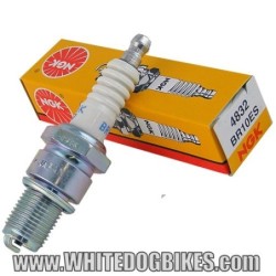 NGK BR10ES Spark Plug (1x)