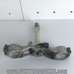 2002 Yamaha R1 Bottom Fork Yoke - YZF-R1 Front Suspension - 5PW