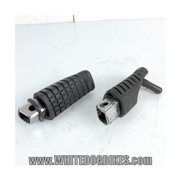 GPZ500 front footpegs