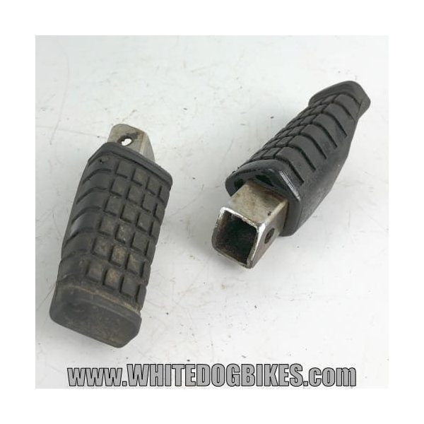 ER5 pillion footpegs