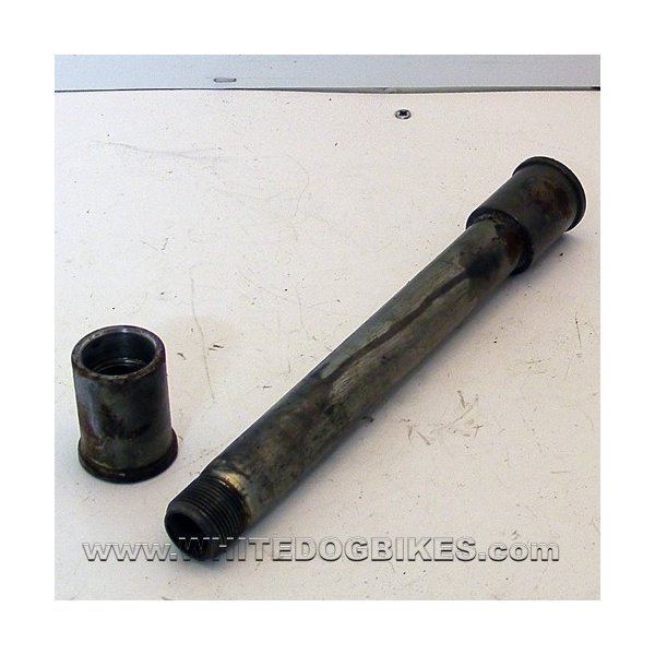 1992 Kawasaki ZXR750 J1 Front Wheel Spindle