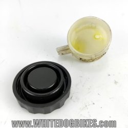 1995 Triumph Trophy 3 Rear Brake Cylinder Res - Trophy 900 Reservoir