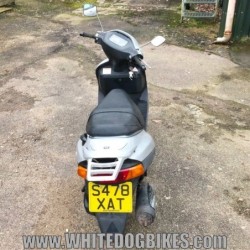 Suzuki AN125 Scooter - Cheap project bike - Spares or repair