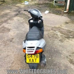 Suzuki AN125 Scooter - Cheap project bike - Spares or repair