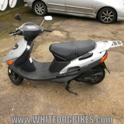 Suzuki AN125 Scooter - Cheap project bike - Spares or repair